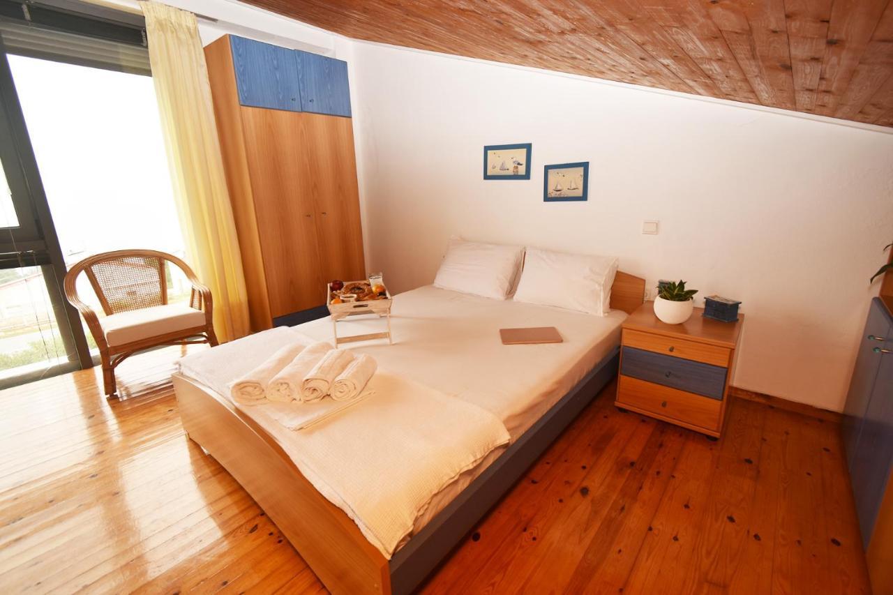 Olia Sea View Shared Pool Villa, Néa Fókaia Dış mekan fotoğraf