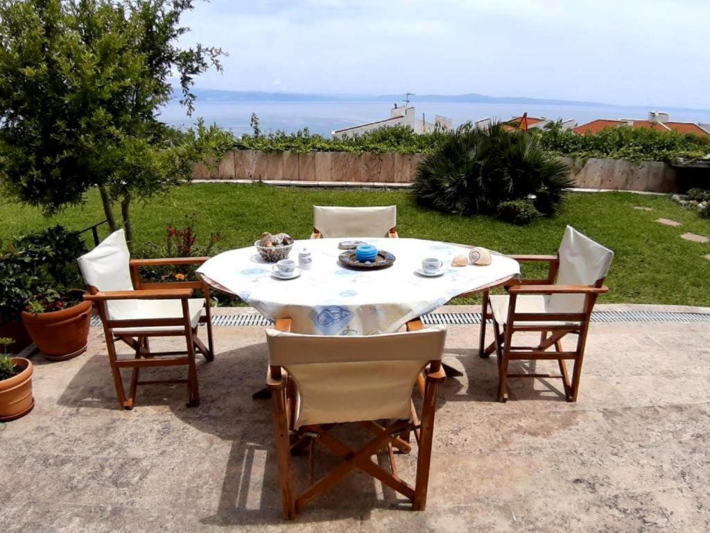 Olia Sea View Shared Pool Villa, Néa Fókaia Dış mekan fotoğraf