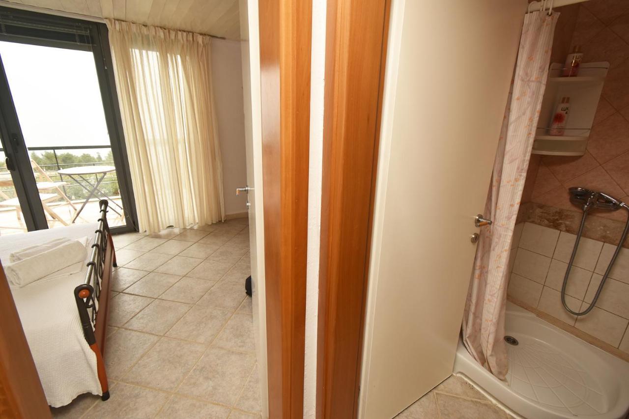 Olia Sea View Shared Pool Villa, Néa Fókaia Dış mekan fotoğraf